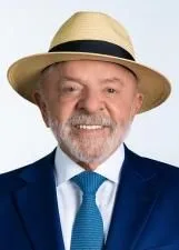 Brasileiros no exterior deram 47,6% a Lula no 1º turno; Flavio Bolsonaro teve 43,5%